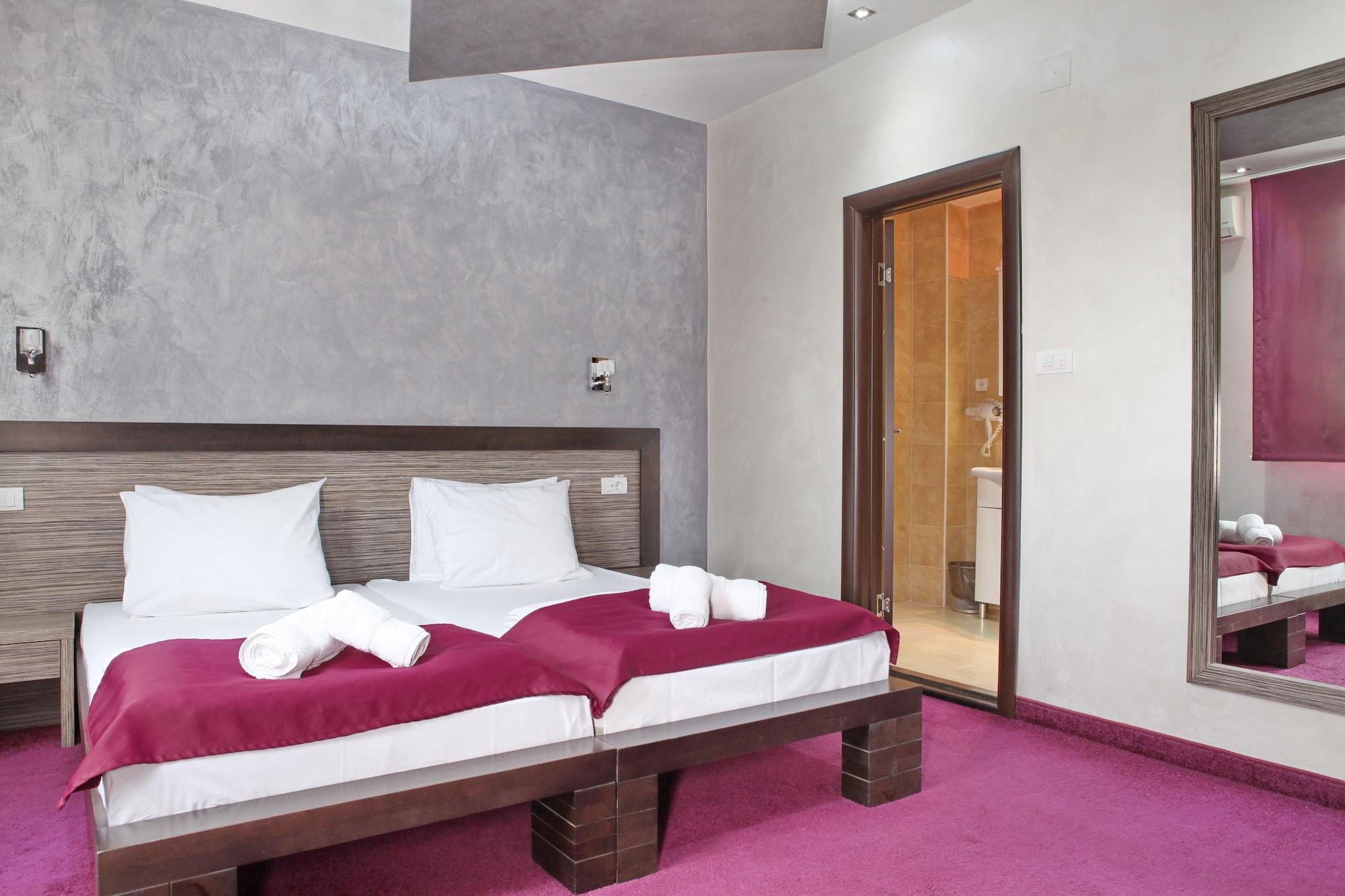 Side One Design Hotel Garni Belgrado Exterior foto