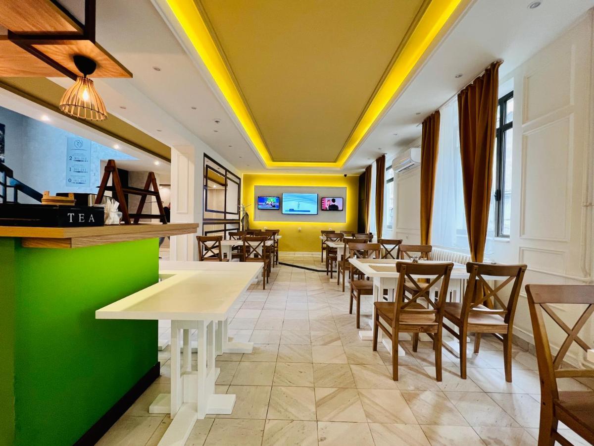 Side One Design Hotel Garni Belgrado Exterior foto