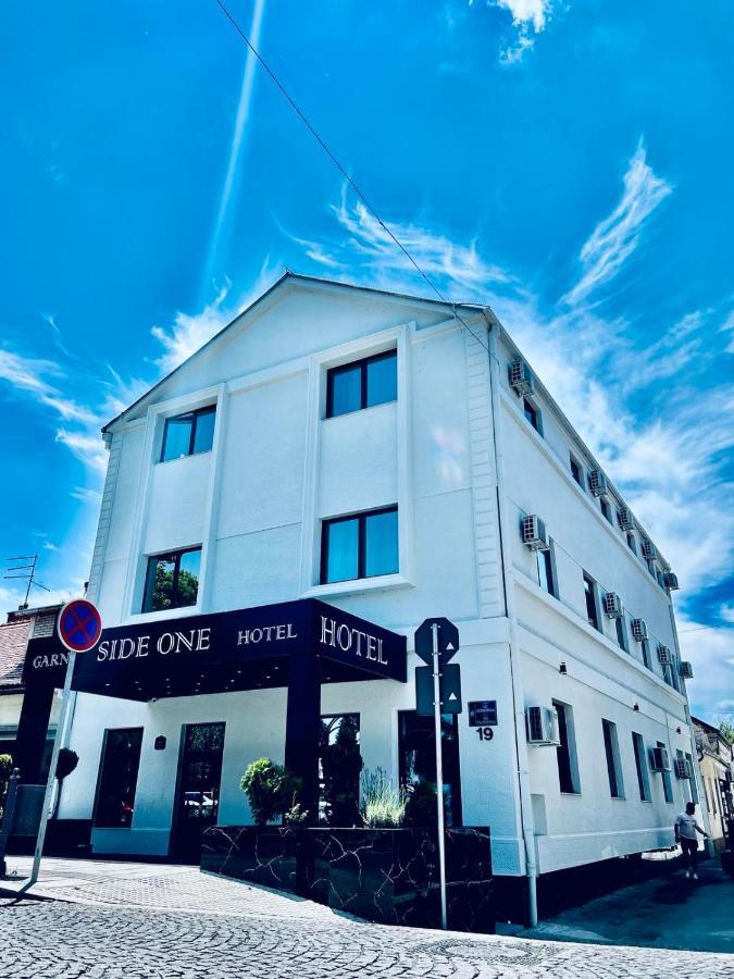 Side One Design Hotel Garni Belgrado Exterior foto