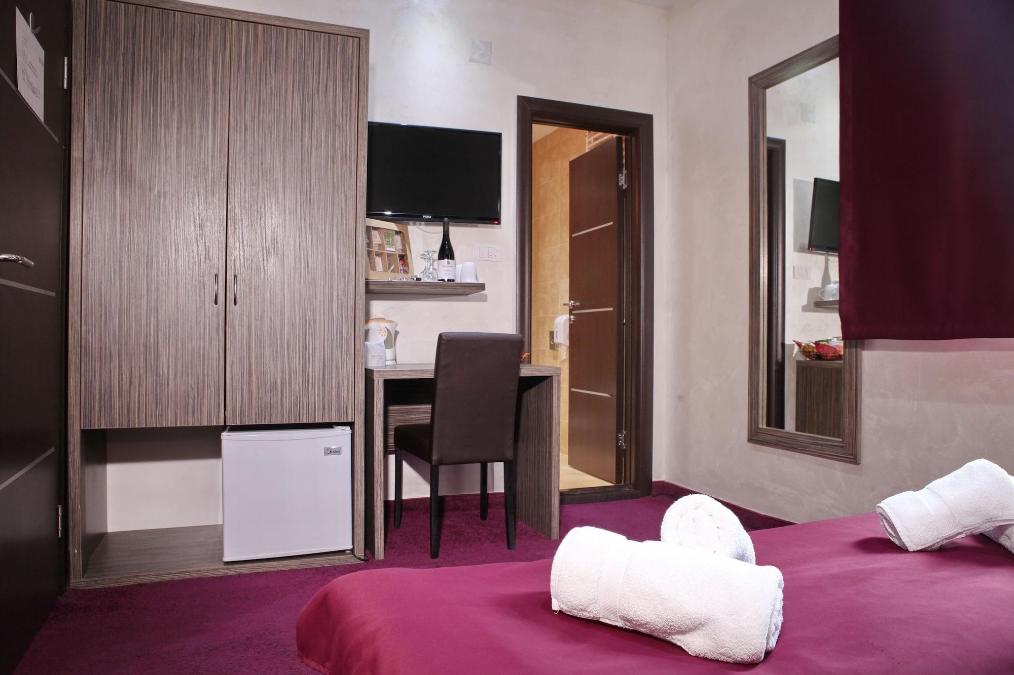 Side One Design Hotel Garni Belgrado Exterior foto